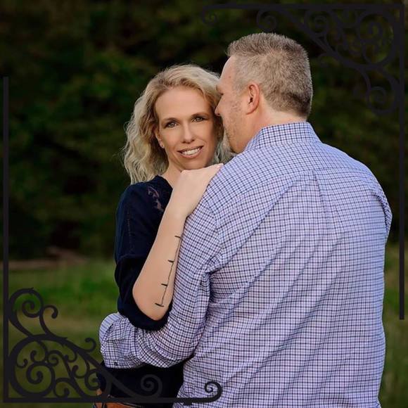 Meet your Posher, Sandi - Picture 1 of 1